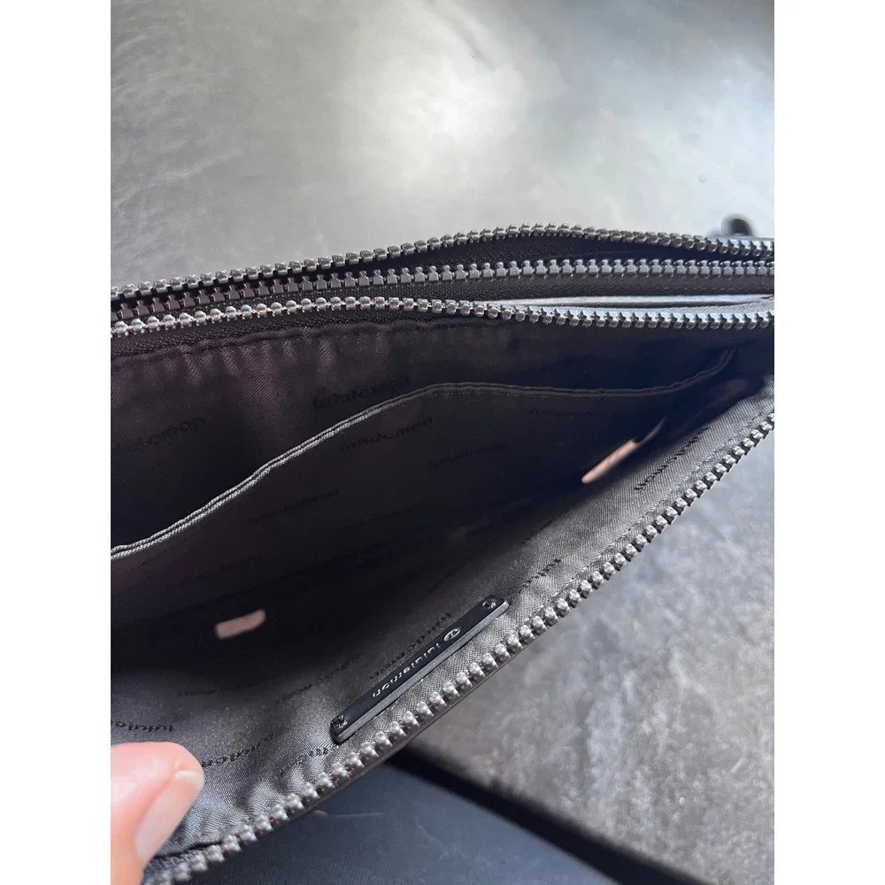 Lululemon Double Zip Wristlet Gray‎ Black Camo Print Travel Wallet Clutch Pouch